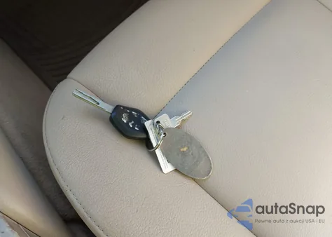 2005 BMW 325Xi из США, поврежденный, VIN WBAEU334X5PR14858